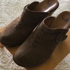 Sofft clogs